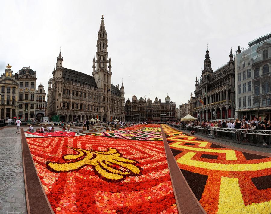 flower carpet 2012